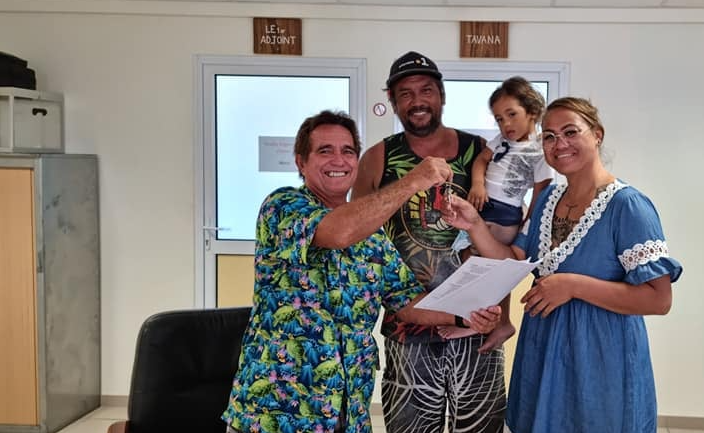 Remise des clés de Fare OPH à PUKA PUKA